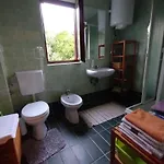 アパート House With A Garden 50m From The Sea