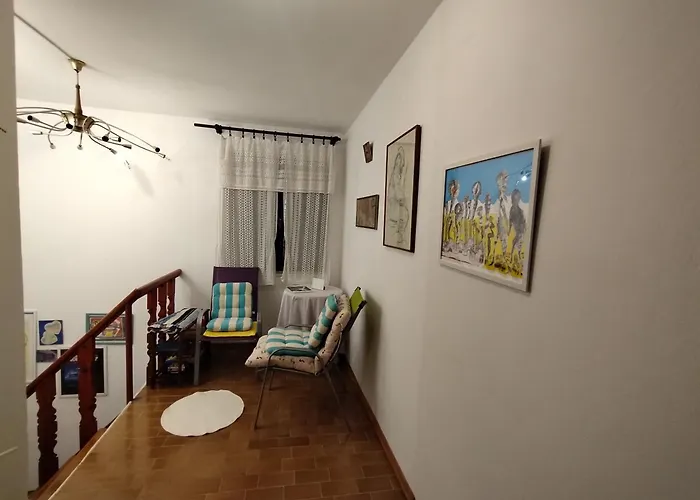 House With A Garden 50m From The Sea *
