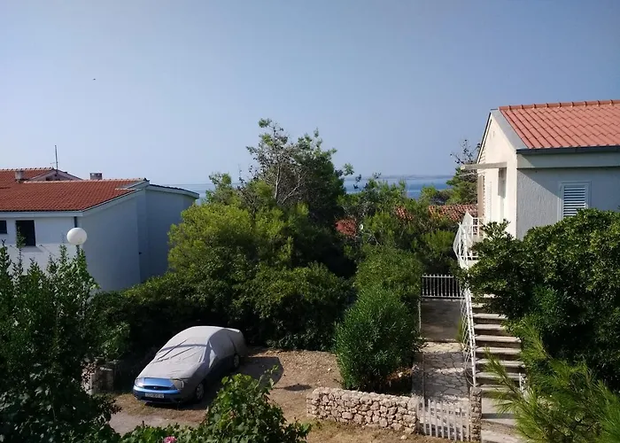 House With A Garden 50m From The Sea Appartamento *