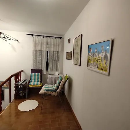 House With A Garden 50m From The Sea *