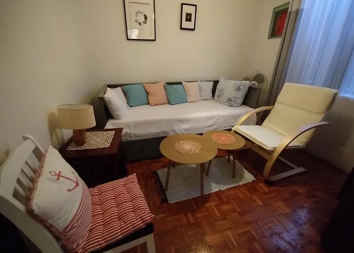 House With A Garden 50m From The Sea